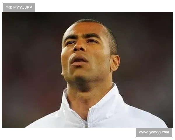 从阿什利科尔多面手特质看其在不同足球位置的适应与价值