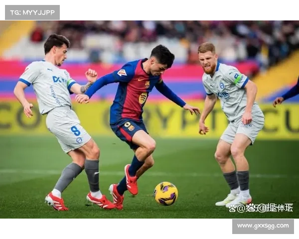 巴萨双星闪耀 莱万如何凭借高效进球领跑西甲射手榜 巴萨双星闪耀 莱万如何凭借高效进球领跑西甲射手榜