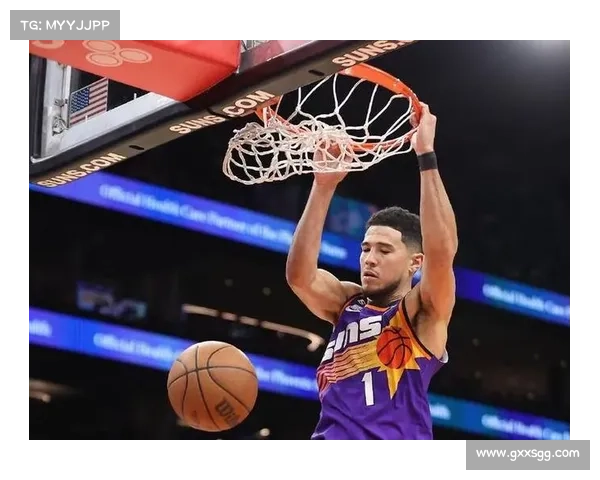 布克通过社交活动塑造个人形象与提升球队品牌价值的多维策略